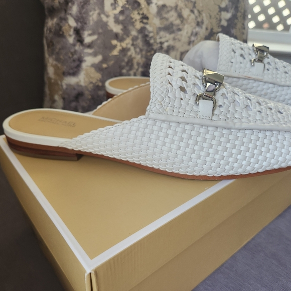 Michael Kors Charlton slides *RARE Optic White* - Picture 2 of 4
